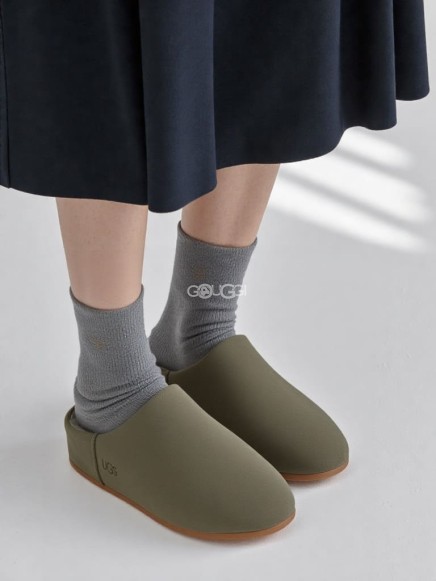 Ugg Elea Slip On Olive