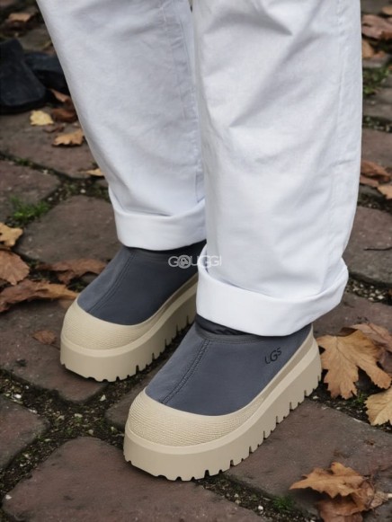 Ugg Tasman Hybrid Obsidian Cobble Grey